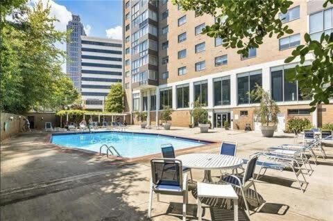 Downtown Atl Condo Onsite Parking King Bed & Bonus Room Lm1901 Atlanta Extérieur photo
